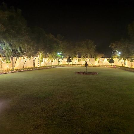 Marks Farm Villa Alwar Exteriör bild