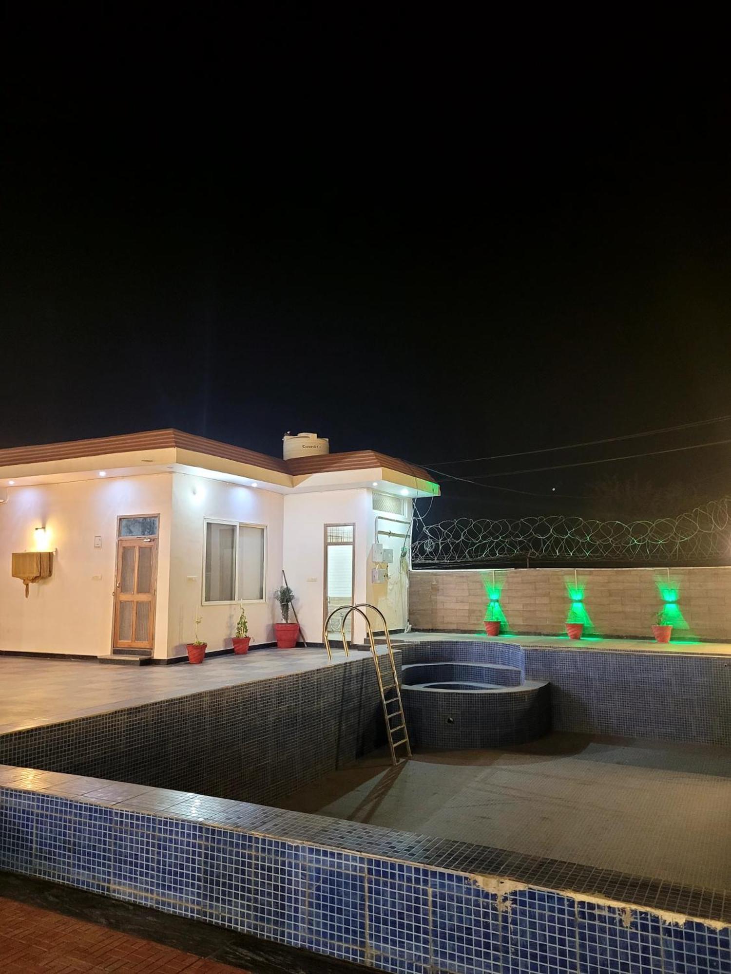 Marks Farm Villa Alwar Exteriör bild