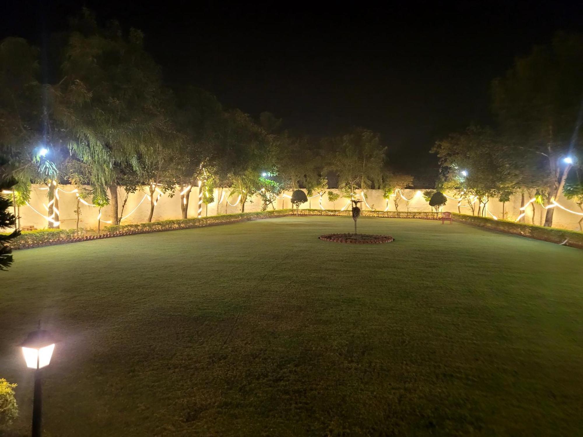 Marks Farm Villa Alwar Exteriör bild